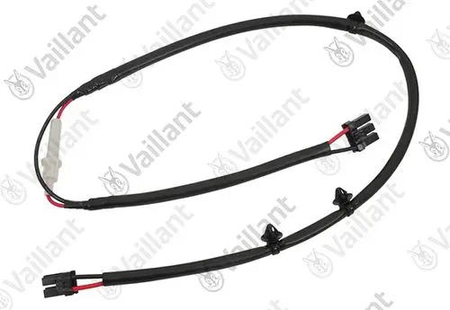 Vaillant Kabelbaum mit mehreren Steckverbindern und Kabeln, umhüllt von schwarzer Isolierung. Eignet sich zur elektrischen Verbindung in Heizsystemen.